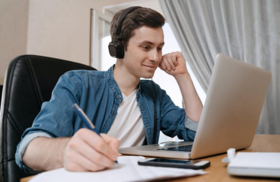 Sesión educativa sobre estrategias de envejecimiento saludable